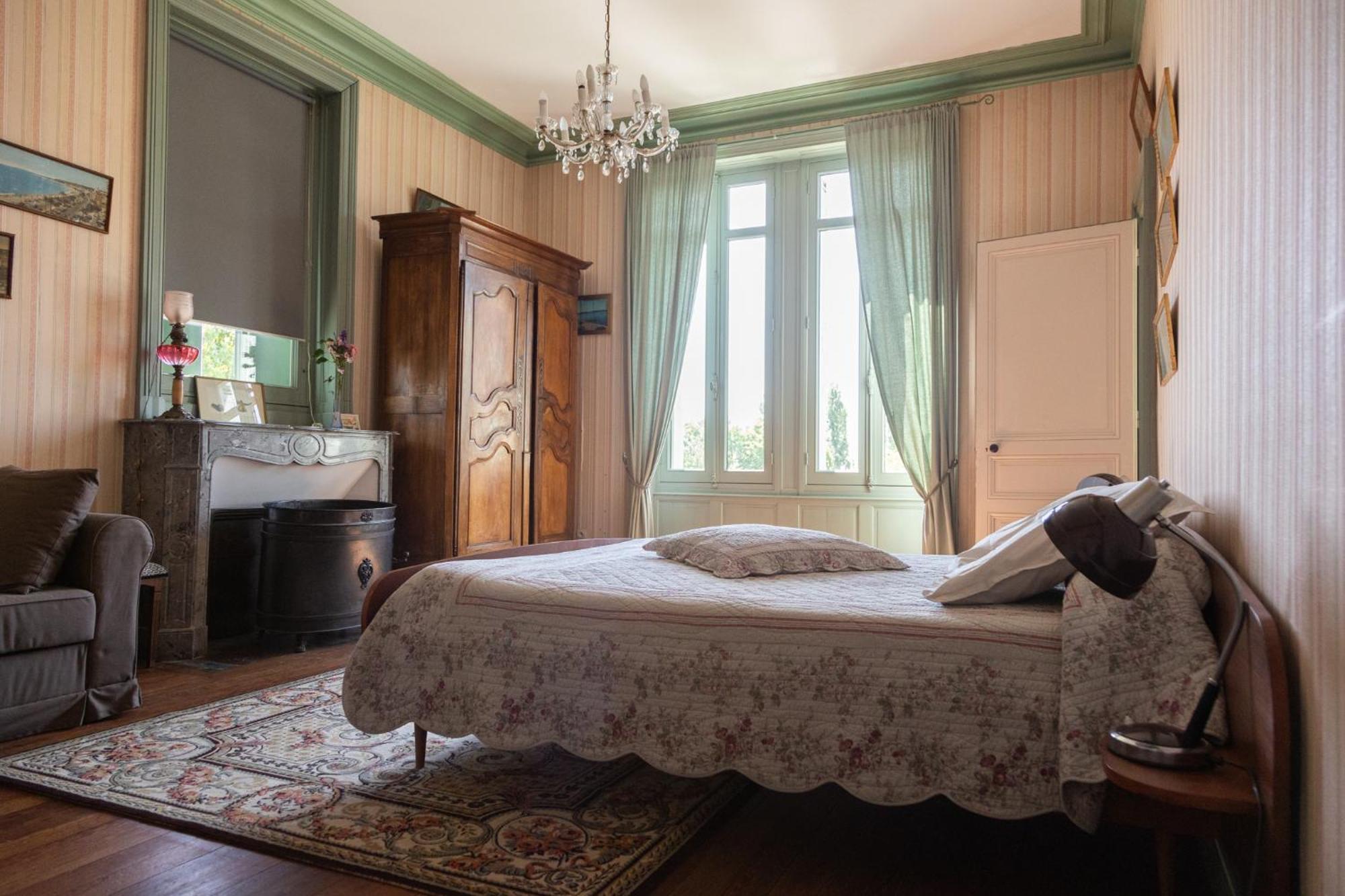 Le Domaine Du Meunier Otel Mortagne-sur-Gironde Dış mekan fotoğraf